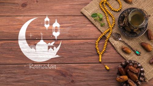 فایل رایگان لایه باز PSD ویژه ماه مبارک رمضان شامل چای و خرما سفره افطار و تسبیح و ماه و مسجد و فانوس کد 1