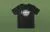 موکاپ لوگوی زیبای پیراهن مشکی از نزدیک فایل PSD لایه باز 21018