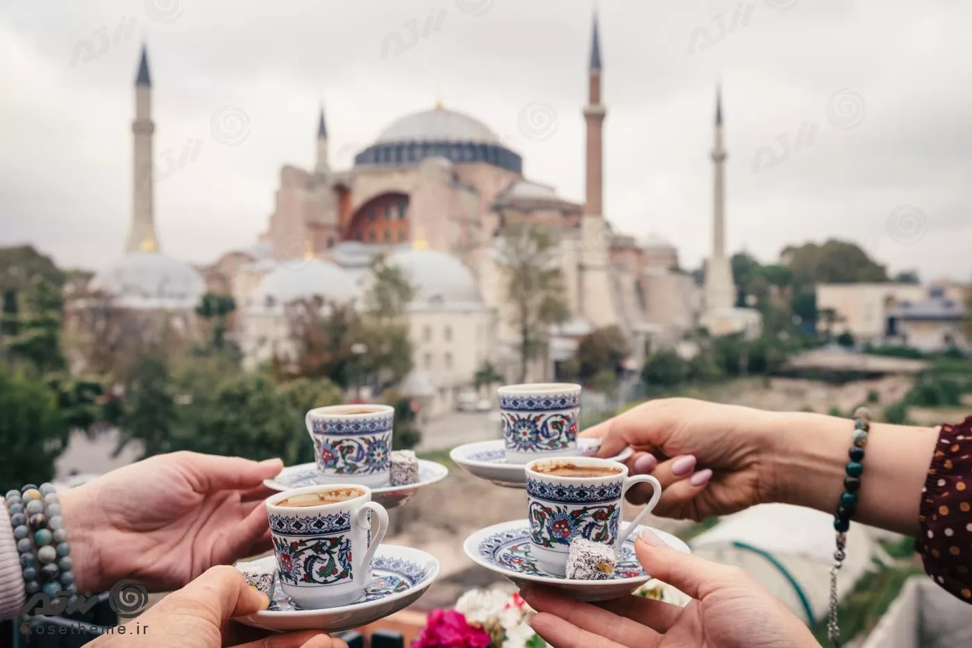 عکس JPG باکیفیت شهر استانبول شامل مسجد و قهوه 24380