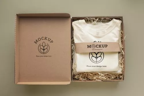 دانلود فایل PSD موکاپ بسته‌بندی تی‌شرت سازگار با محیط زیست 24759