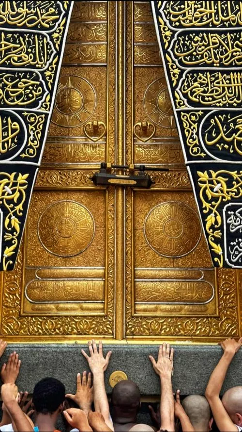 عکس با کیفیت در طلایی خانه کعبه 25392