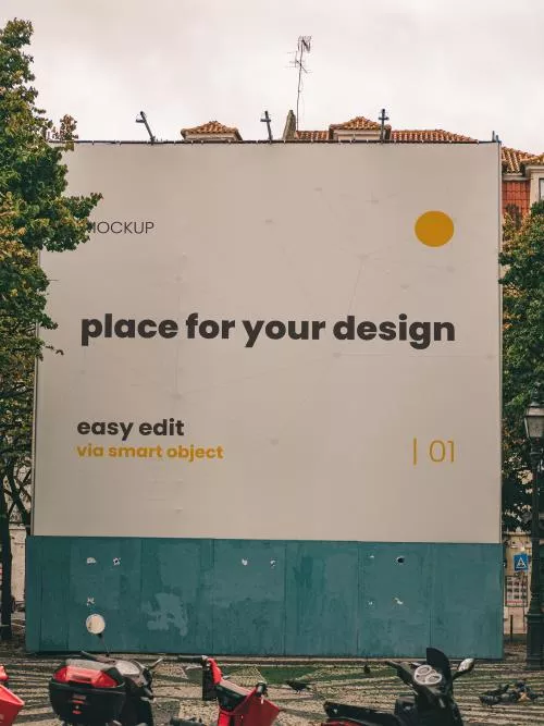 فایل PSD موکاپ تابلو و بیلبورد مربعی عظیم در میدان 25503