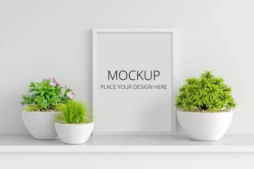 mockup رایگان گیاه گلدانی به همراه سه گلدان با موکاپ قاب فایل Psd لایه باز با لایه بندی حرفه ای
