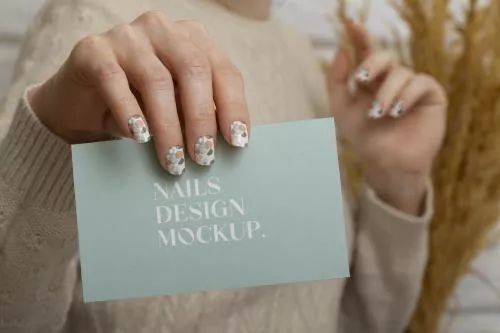 فایل PSD موکاپ طراحی ناخن 28135