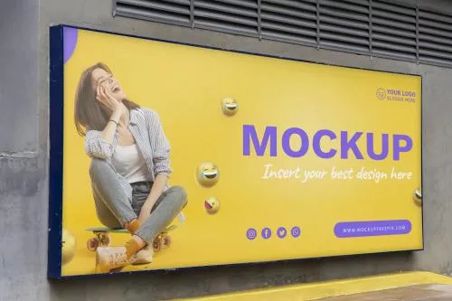 موکاپ رایگان بیلبورد داخل مترو با زاویه فایل PSD لایه باز 21545